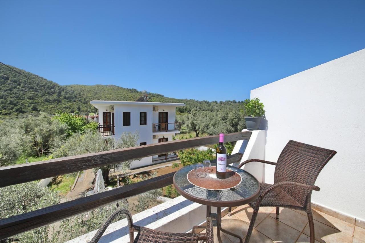 Skopelos Evergreen Apartments Stafylos Exterior foto